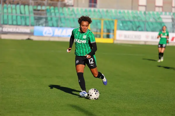 Kassandra Missipo Kassandra Missipo in azione in Sassuolo-Lazio