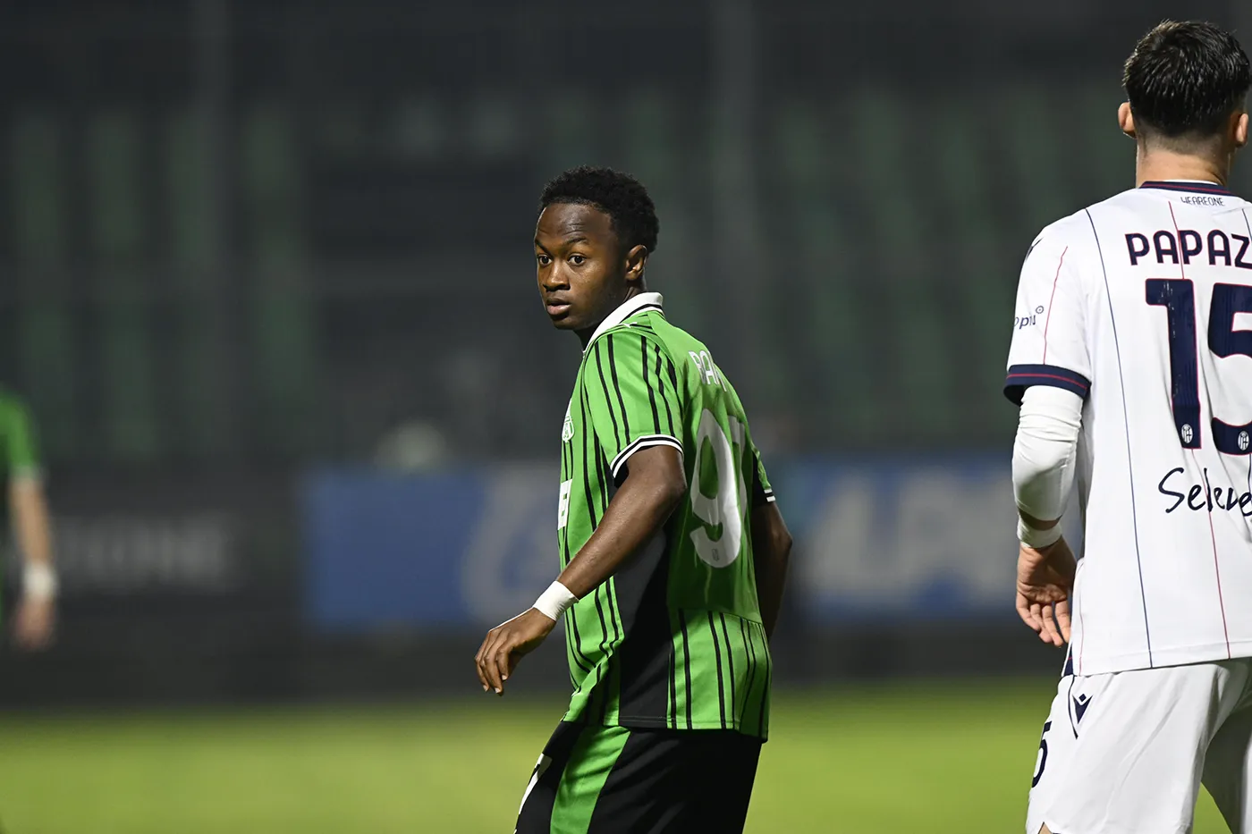 Omar Barry in azione durante Sassuolo-Bologna
