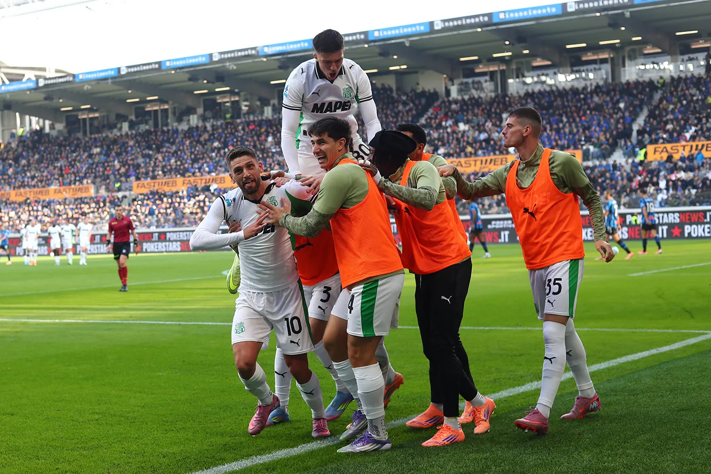 Domenico Berardi esulta in Atalanta-Sassuolo