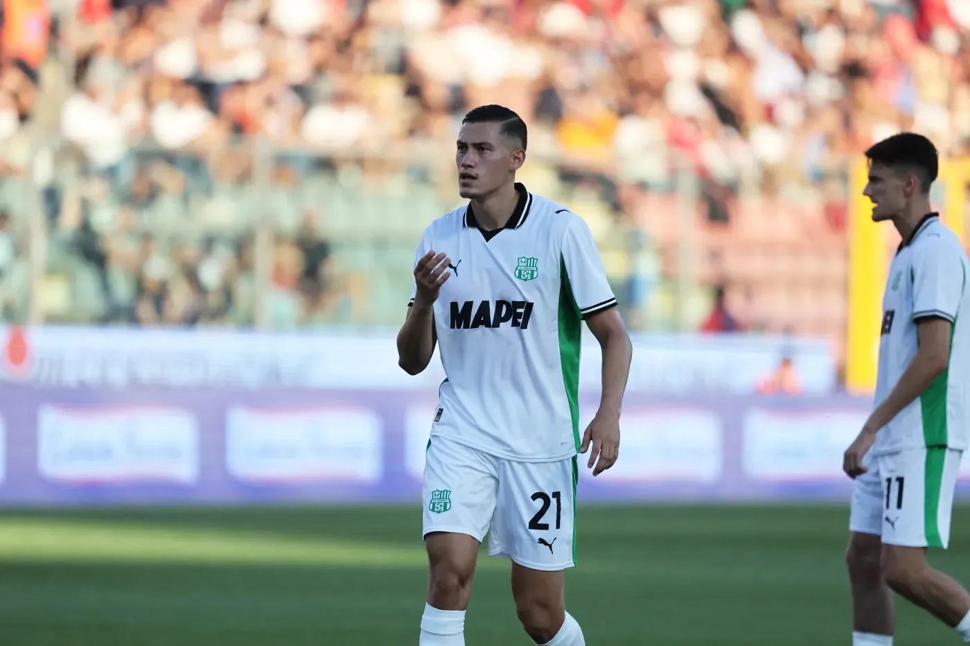 Jay Idzes in azione in Cremonese-Sassuolo