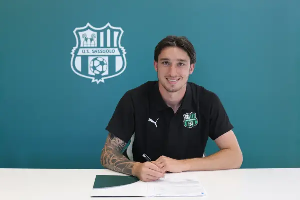 Kieron Bowie firma con il Sassuolo